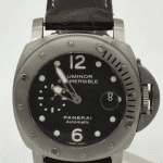 Panerai Luminor Submersible cadran noir bracelet cuir automatique