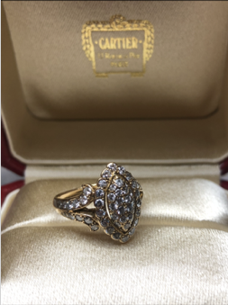 Bague Cartier «marquise» en or jaune 18K et diamants
