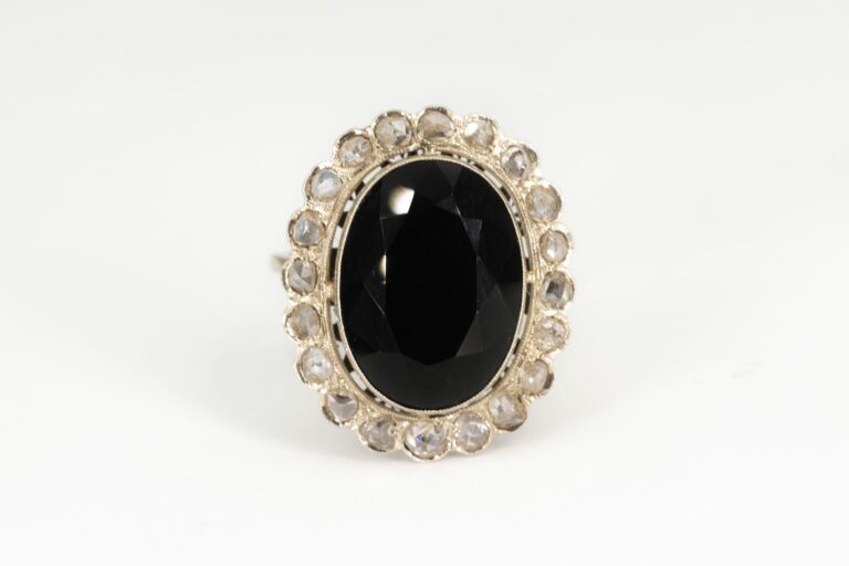 BAGUE ANCIENNE OR DIAMANTS