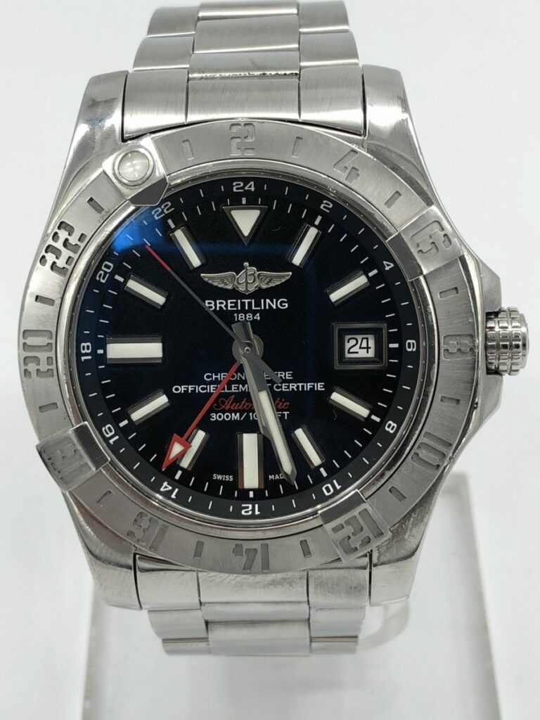 Breitling Avenger II GMT A32390