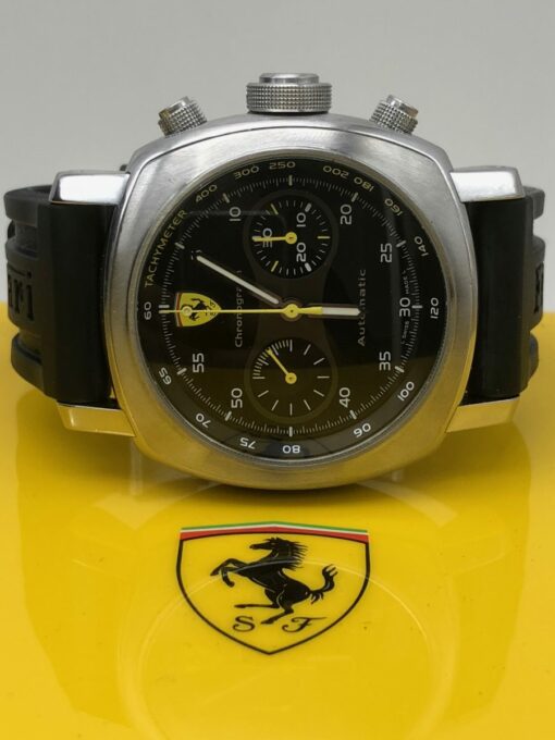 Panerai FER008 Ferrari Chronograph