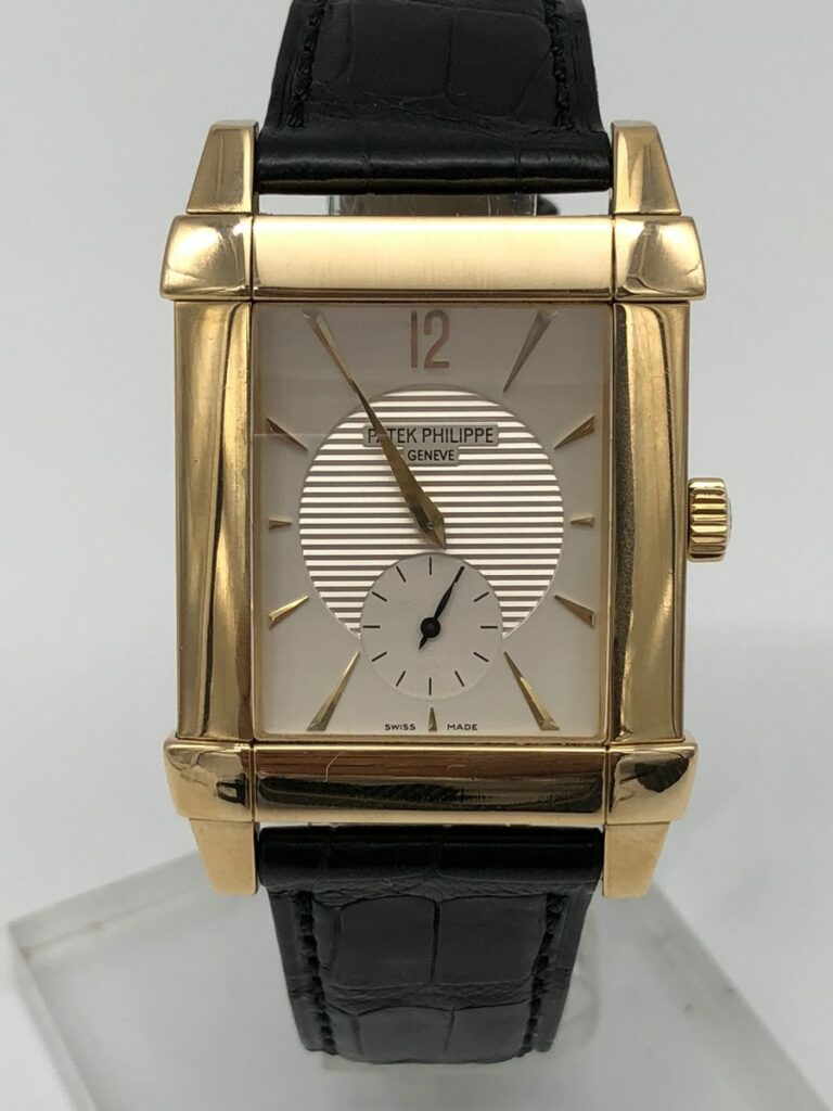 Patek Philippe Gondolo 18K Gold Box And Paper ref 5111