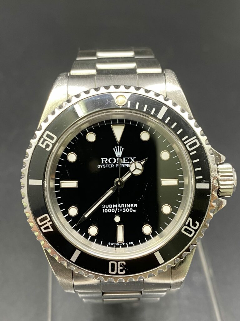 Rolex 14060 M Submariner