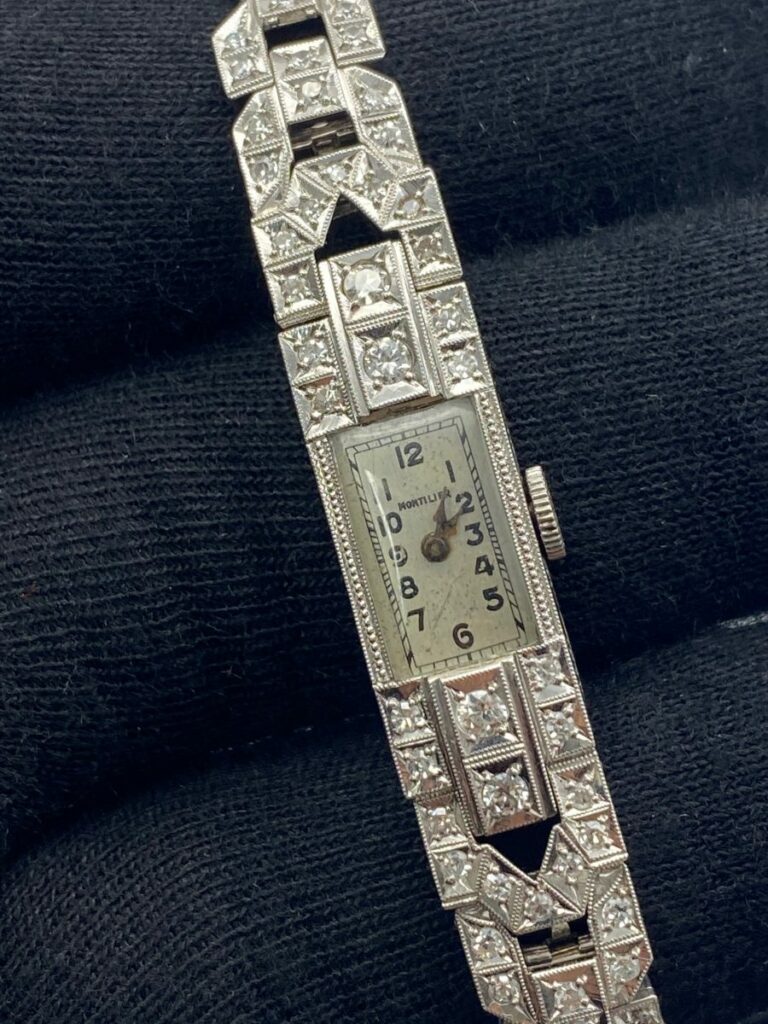 Montre Art Deco Montano Platine et Diamants Achat Or