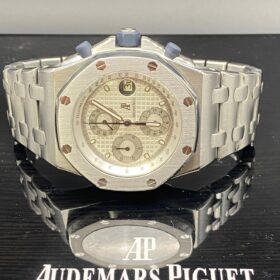 Audemars Piguet Royal Oak Acier ref 25721ST.OO.1000ST.06 — photo 2