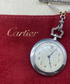 Gousset Cartier émaillé serti de diamants