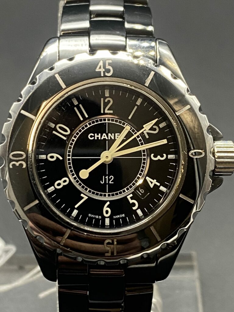 Chanel J12 33MM Quartz