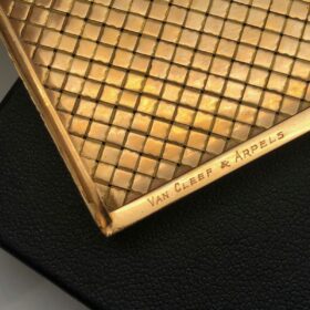 Boite à cigarettes tressée Van Cleef & Arpels  en or 18K — photo 2
