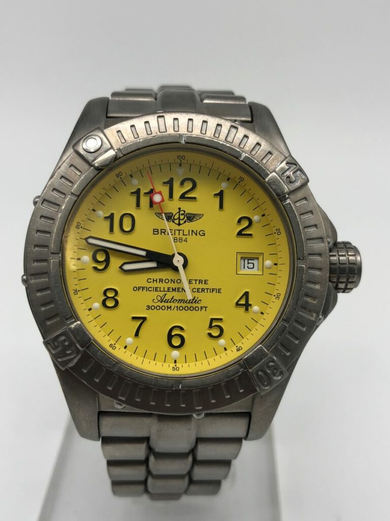 Breitling Avenger Seawolf Yellow Titane ref E17370