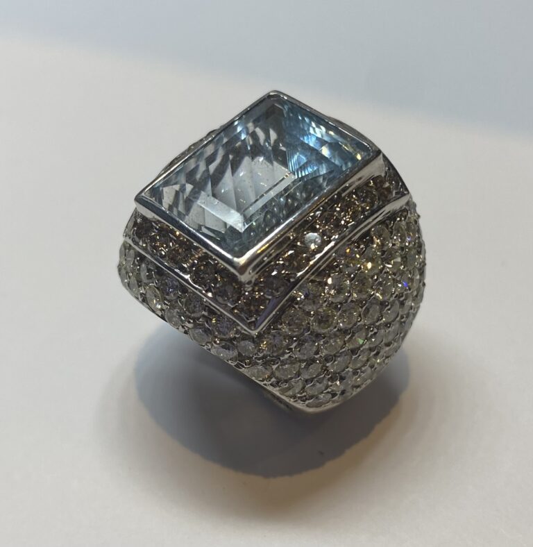 BAGUE DOME AIGUE MARINE & DIAMANTS T52 21,66GRS