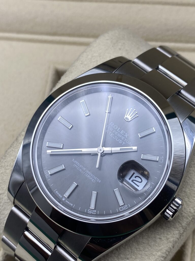Rolex 126300 Datejust Gris Roduim 2022 Full Set