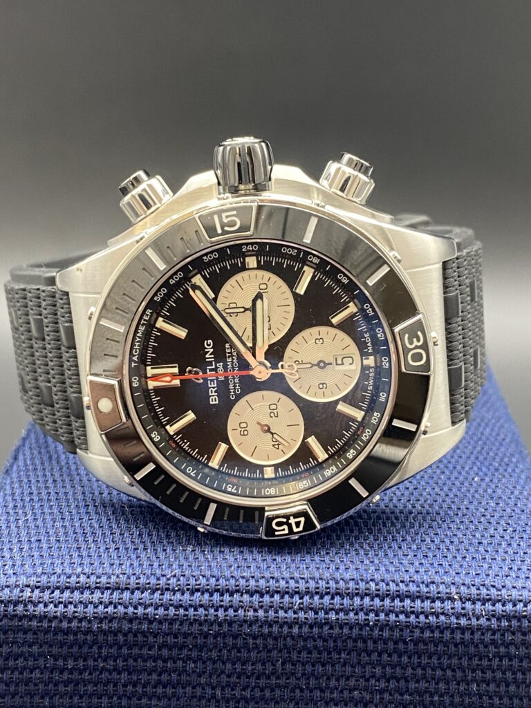 Breitling Super Chronomat B0144 Noir Neuf