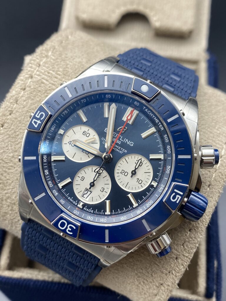 Breitling Super Chronomat B0144 Bleu Neuf