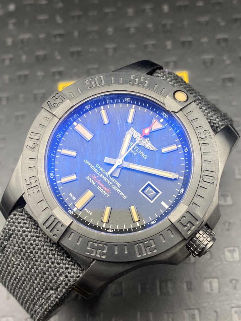 Breitling Avenger Blackbird V1731010/Bd12