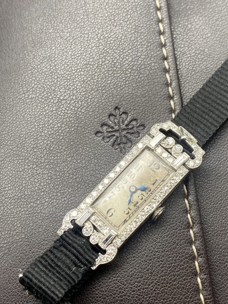 Montre Patek Philippe Art Deco 1920 Diamants
