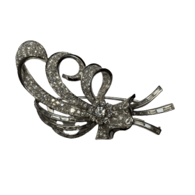 BROCHE BOUQUET OR BLANC 18K ET PAVAGE DE DIAMANTS — photo 1