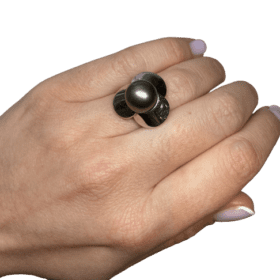 BAGUE POIRAY TREFLE OR BLANC 18K PERLE NOIRE (T.53) — photo 6