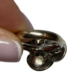 BAGUE POIRAY TREFLE OR BLANC 18K PERLE NOIRE (T.53) — photo 4