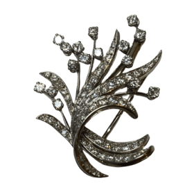 BROCHE GERBE DE FLEURS OR BLANC 18K ET DIAMANTS — photo 2