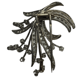 BROCHE GERBE DE FLEURS OR BLANC 18K ET DIAMANTS — photo 4