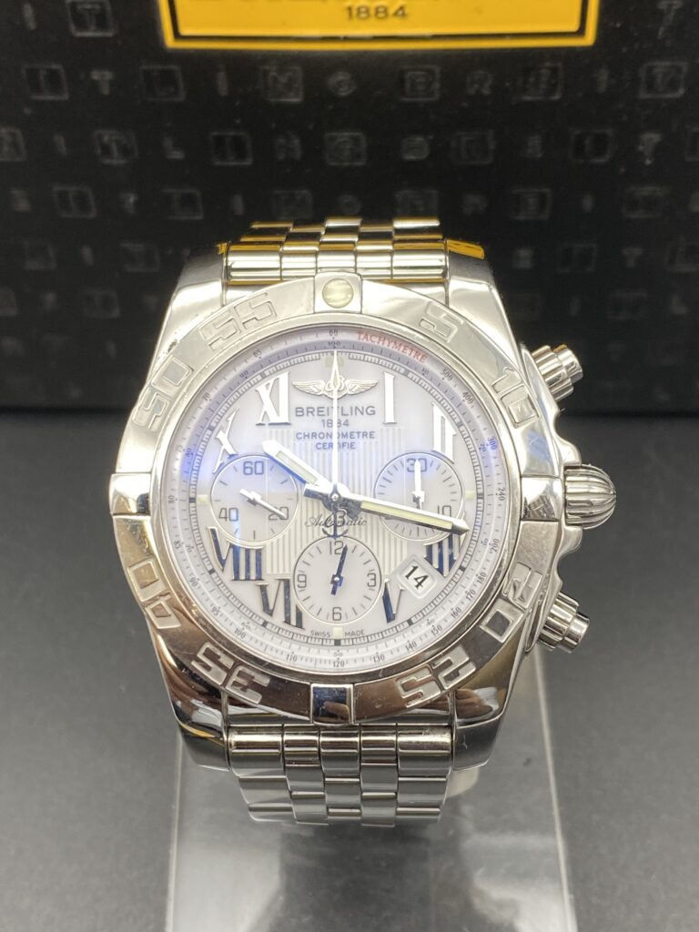 Breitling Chronomat 44 Ab0110
