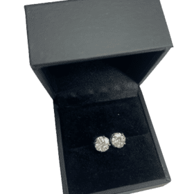 BOUCLES D’OREILLES PUCES OR 18K ET DIAMANTS — photo 4