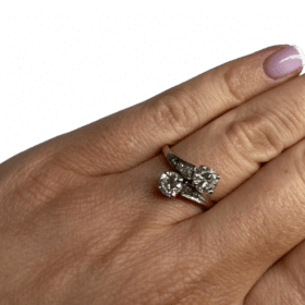 BAGUE OR BLANC 18K TOI ET MOI DIAMANTS DONT 0,40CT ET 0,50CT (T.52) — photo 4