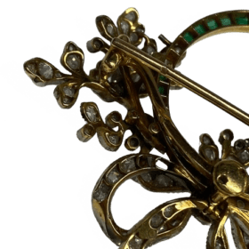 BROCHE BELLE EPOQUE GUIRLANDE OR 18K DIAMANTS EMERAUDES — photo 6