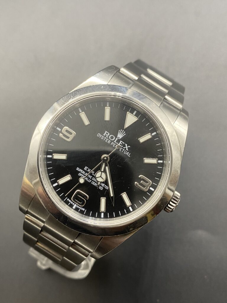 Rolex Explorer 6 900 € N°. de réf.: 214270 Paper  2013
