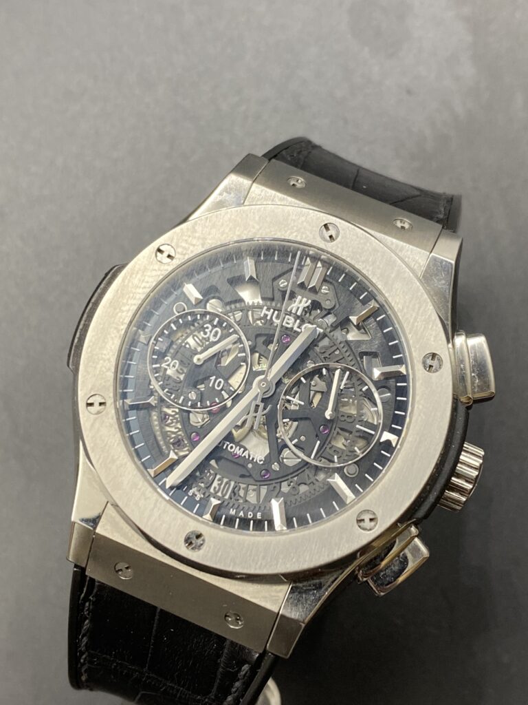 Hublot Classic Fusion Aerofusion 7 900 € N°. de réf.: 525.NX.0170.LR