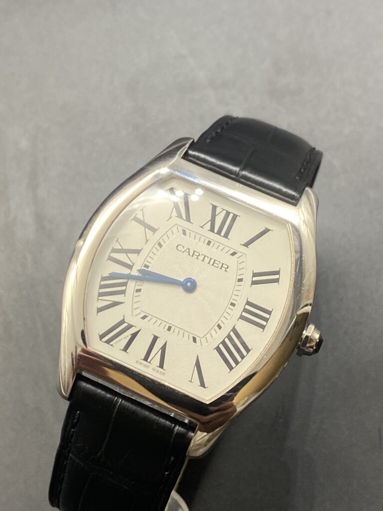 Cartier Tortue 12 900 € N°. de réf.: Wgto0003