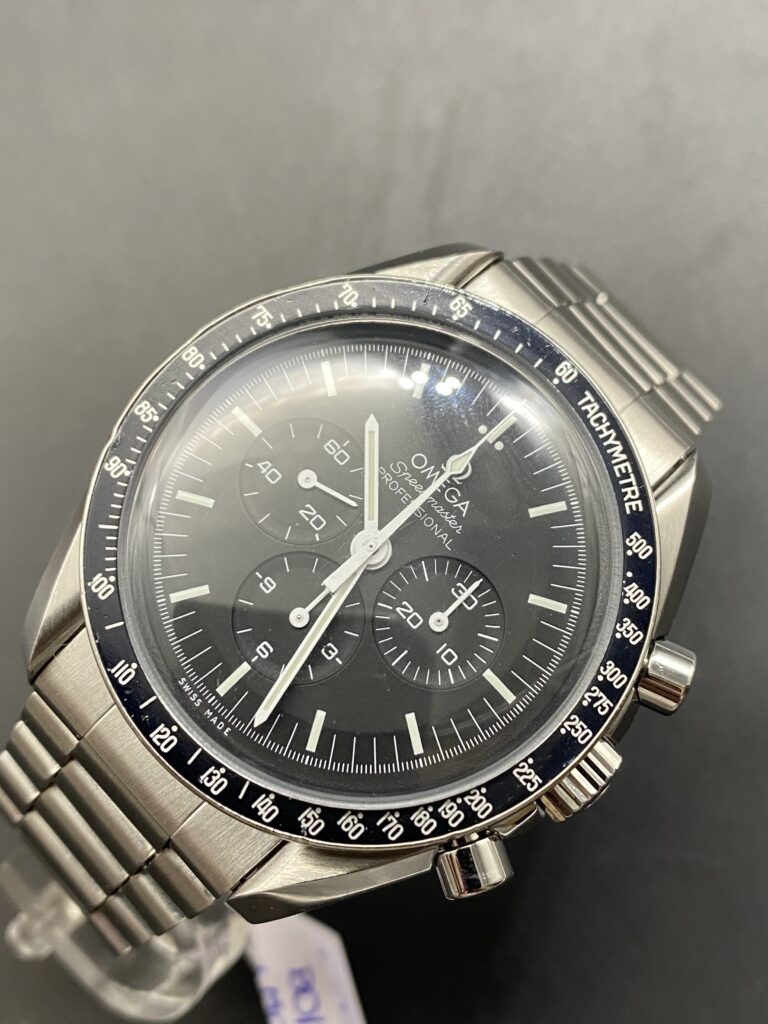 Omega Speedmaster Professional Service 2024 4 290 € N°. de réf.: 145.022