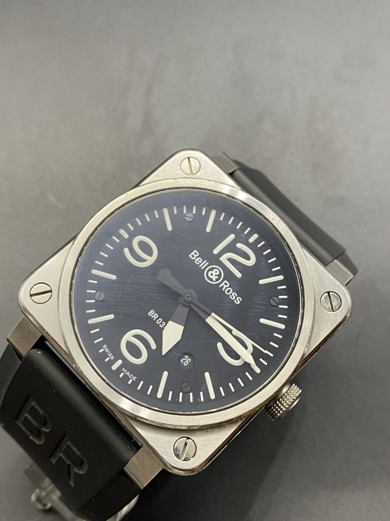 Bell & Ross Br 03-92 1 790 € N°. de réf.: Br0392-Blc-S