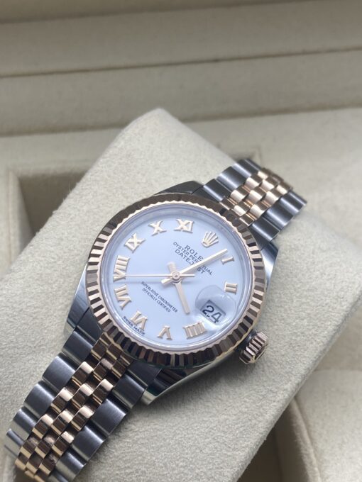 Rolex Lady-Datejust 9 200 € N°. de réf.: 279171