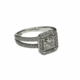BAGUE SOLITAIRE OR 18K DIAMANTS DONT CENTRAL ENV. 0,70CT (T.46) — photo 1