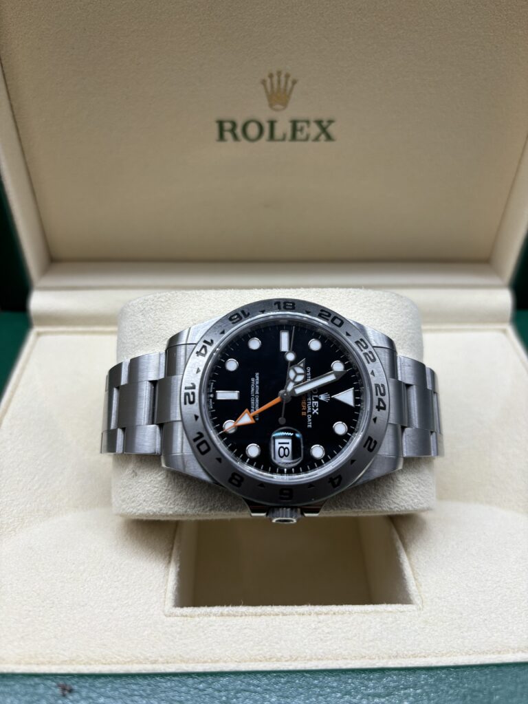 Rolex Explorer II 9 500 € N°. de réf.: 226570 Full Set