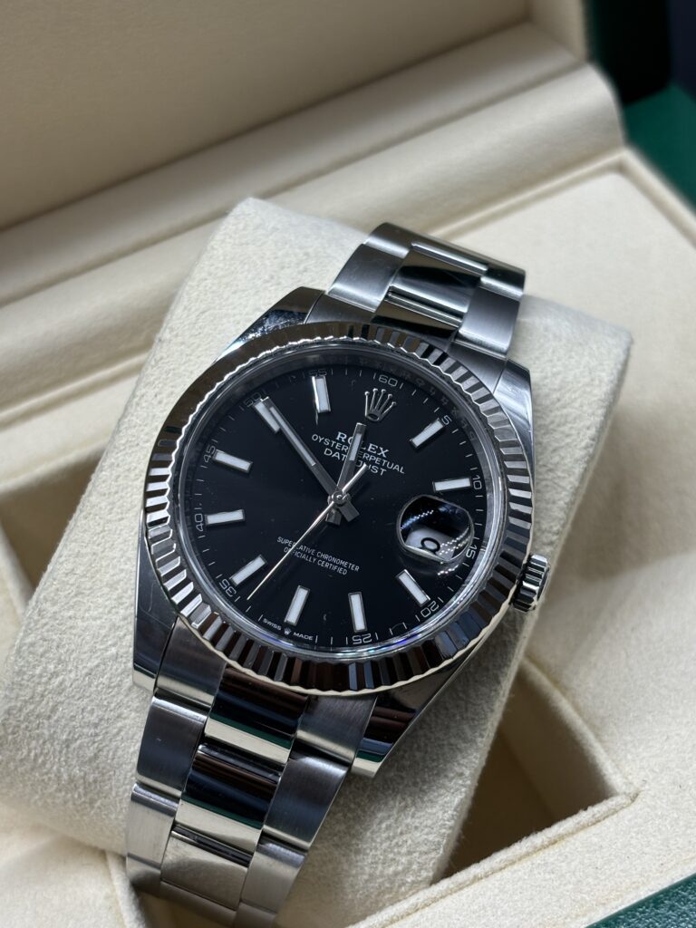 Rolex Datejust 41 9 700 € N°. de réf.: 126334 Full Set