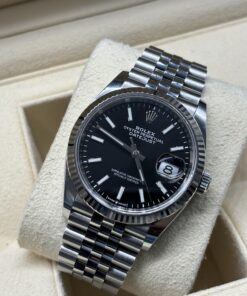 Rolex Datejust 36 full set 9 000 € N°. de réf.: 126234