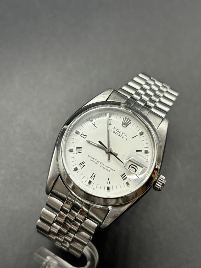 Rolex Oyster Date 2 500 € N°. de réf.: 6694