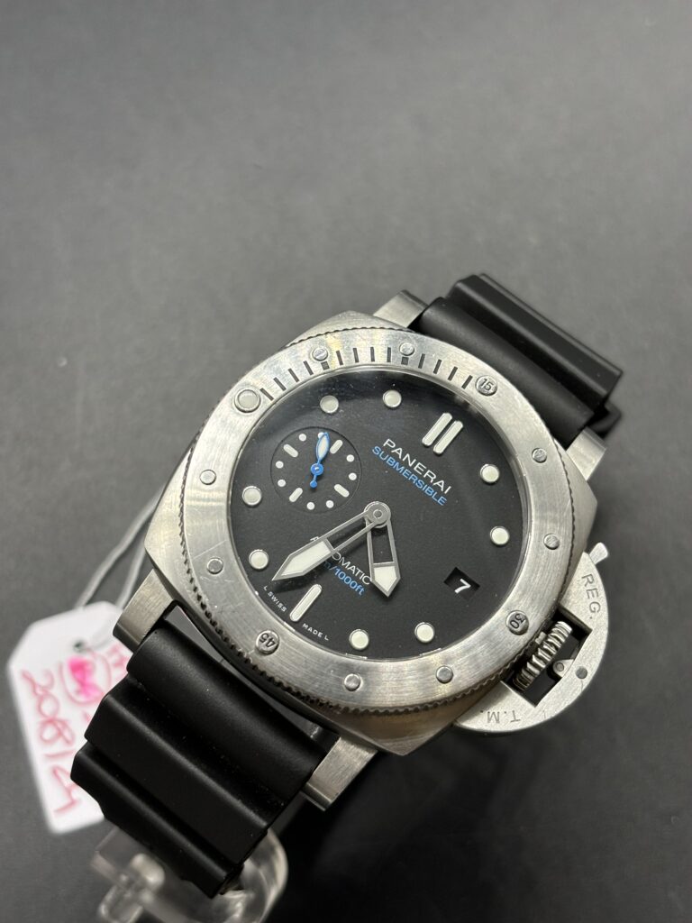 Panerai Luminor Submersible 6 200 € N°. de réf.: Pam 00973