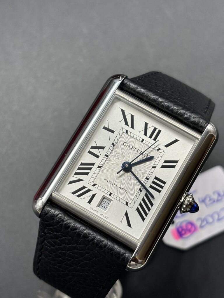 Cartier Tank Must Xl 4 400 € N°. de réf.: Wsta0040