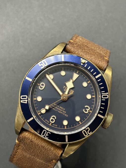 Tudor Black Bay Bucherer 2 850 € N°. de réf.: 79250BB