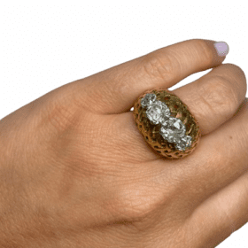 BAGUE DOME VANNERIE OR 18K ET DIAMANTS — photo 5