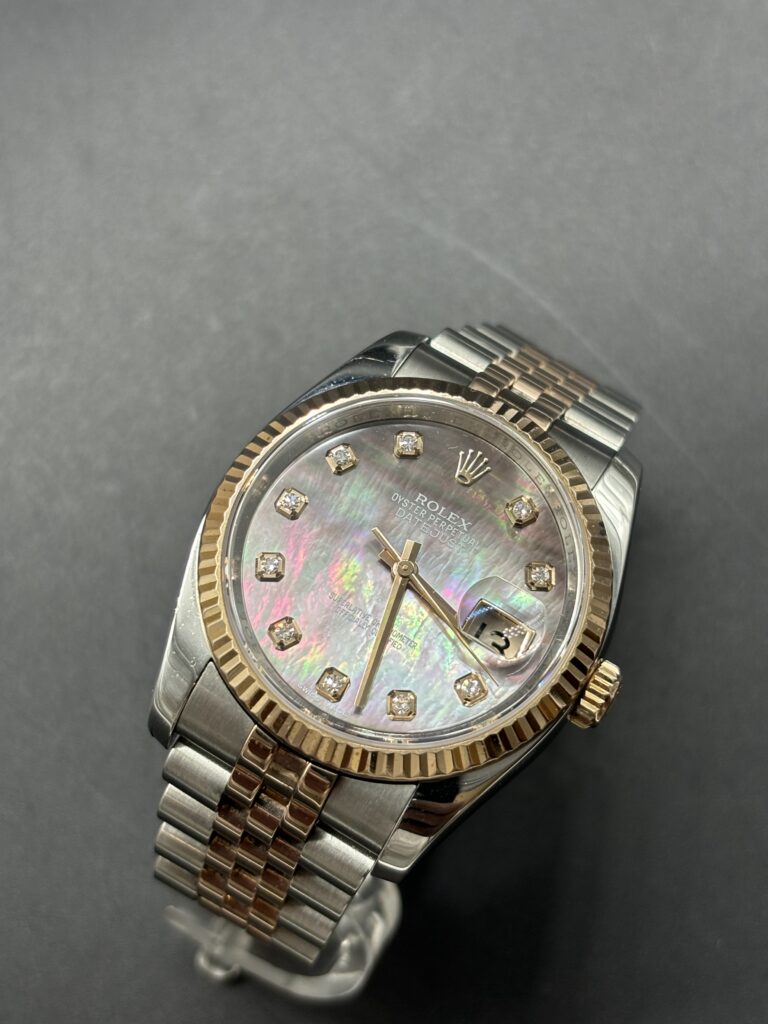 Rolex Datejust 36 Nacre Service Rolex 2023 11 900 € N°. de réf.: 116231