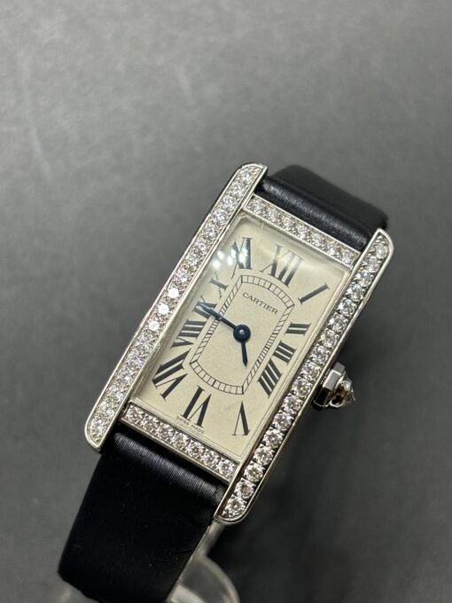 Cartier Tank Americaine 6 990 € N°. de réf.: 2489