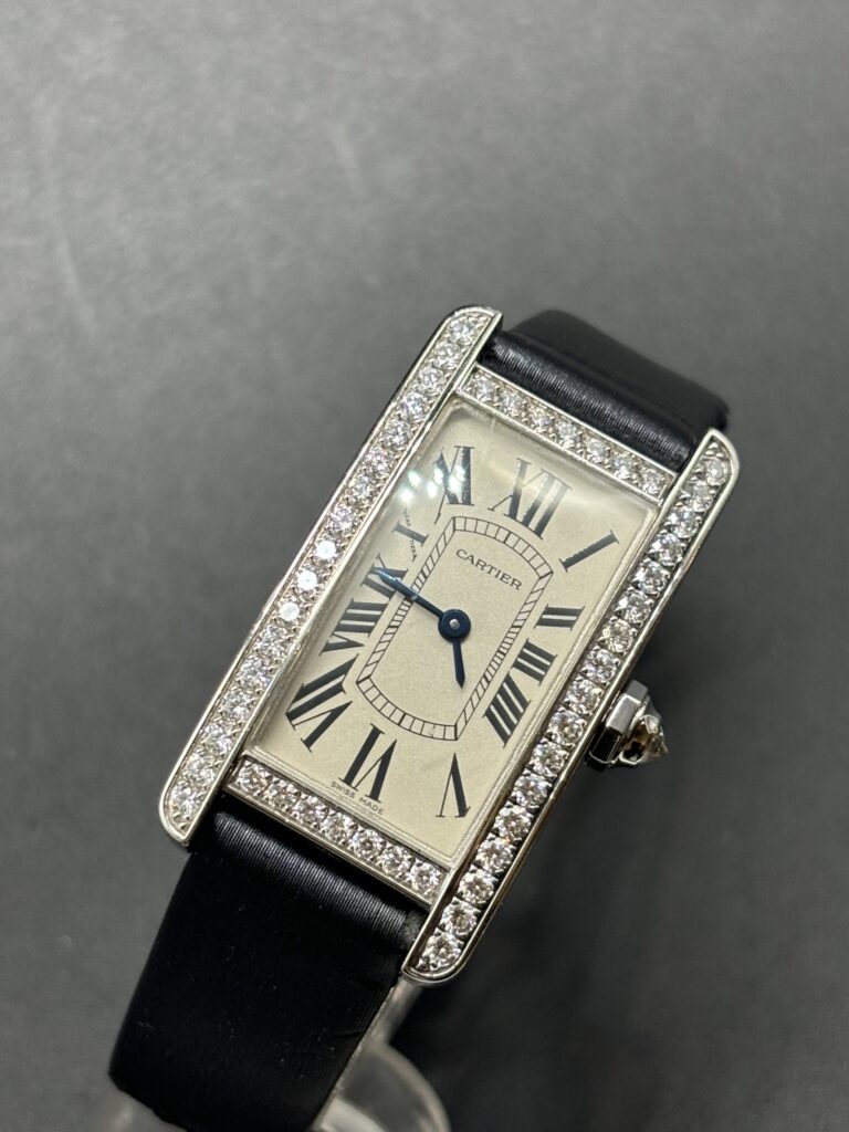 Cartier Tank Americaine 6 990 € N°. de réf.: 2489