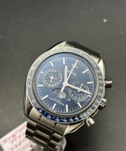 Omega Speedmaster Moonphase Moonwatch 8 990 € N°. de réf.: 304.33.44.52.03.001