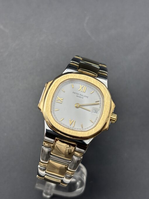 Patek Philippe Nautilus 9 500 € N°. de réf.: 4700