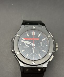 Hublot Big Bang Luna Rossa service Hublot 2023 7 600 € N°. de réf.: 301.CM.131.RX.LUN0