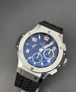 Hublot Big Bang 5 990 € N°. de réf.: 301.SX.130.RX